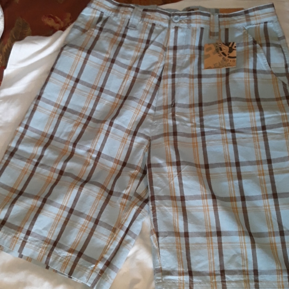 Men's Plaid Style ((( OTB ))) Shorts. Size: 36